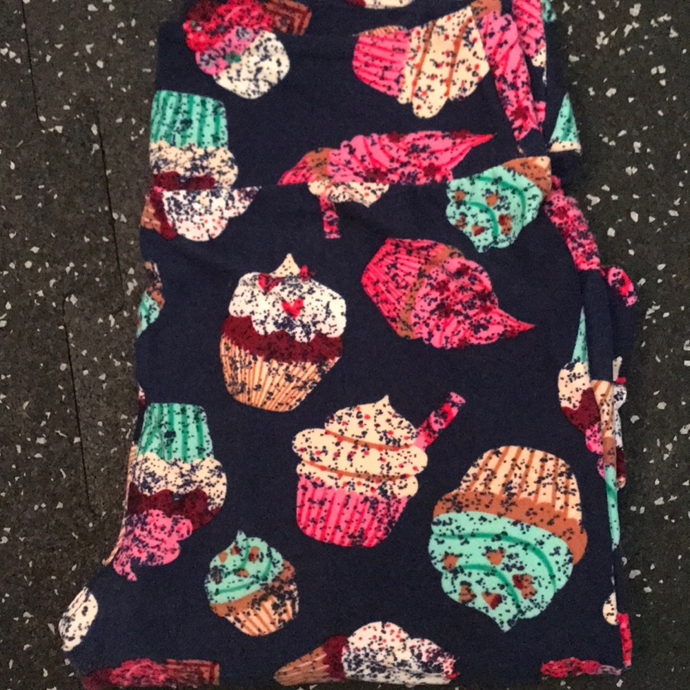 OS Lularoe leggings - GUC